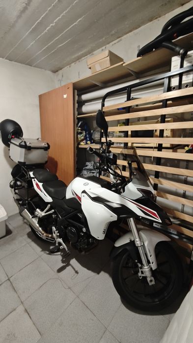 Benelli trk 251 perfeita