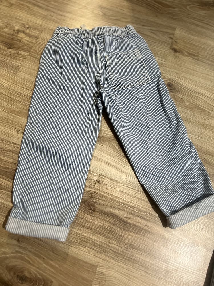 Стильний джинсовий костюм H&M 116р.