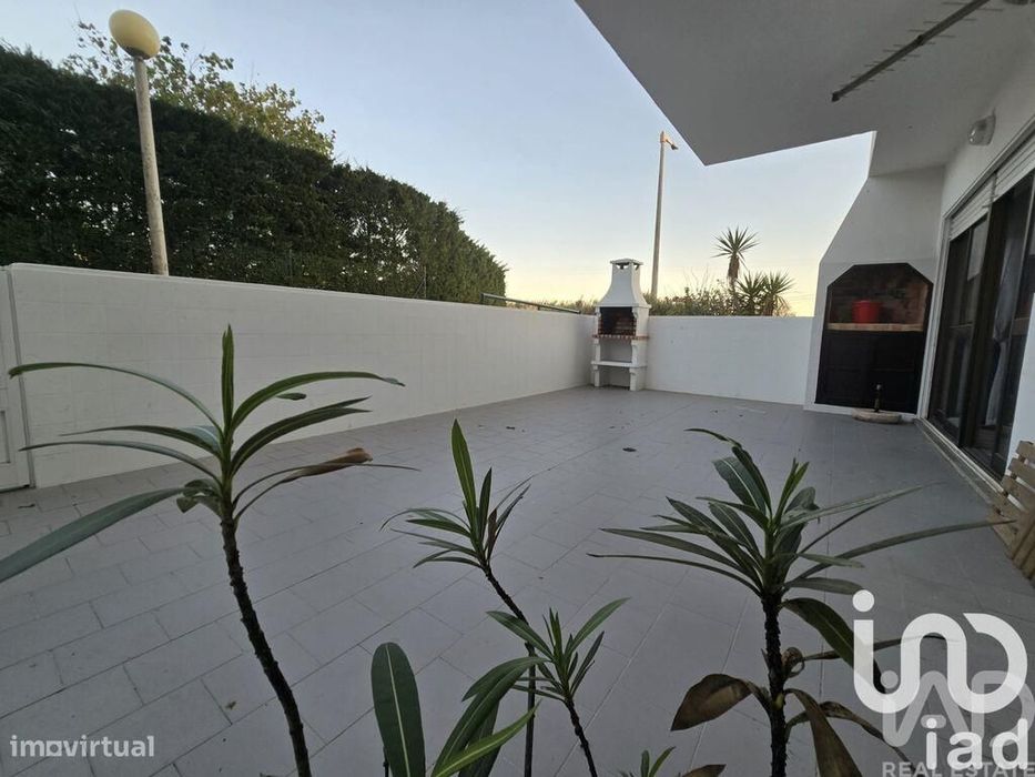 Apartamento T2 em Ferrel