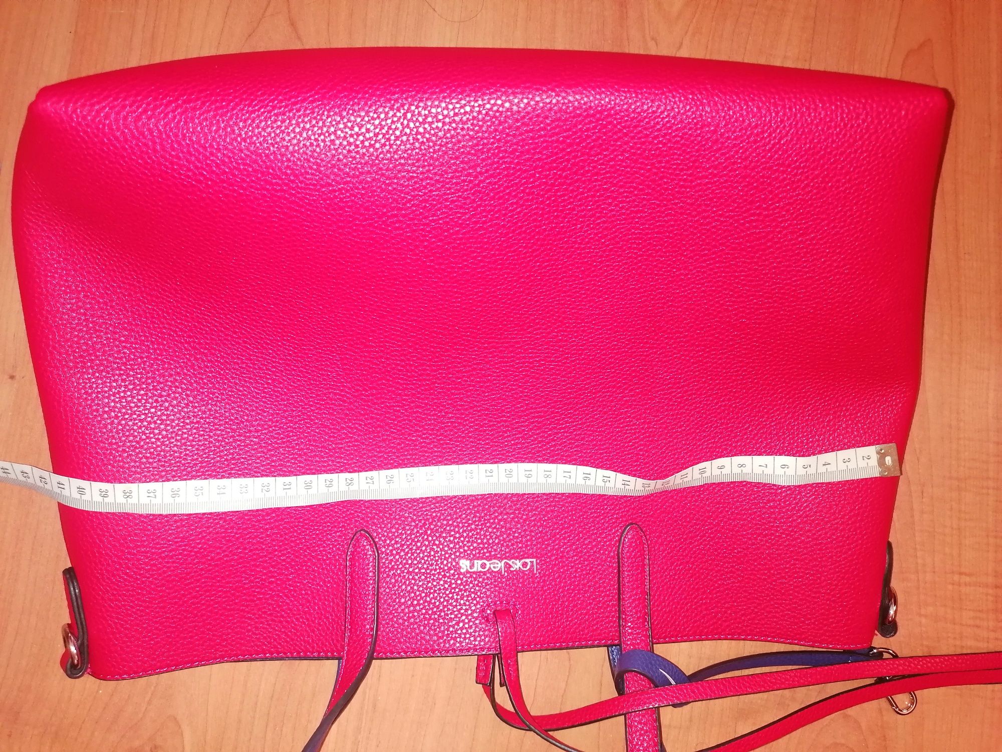 Mala Lois Jeans. Nova