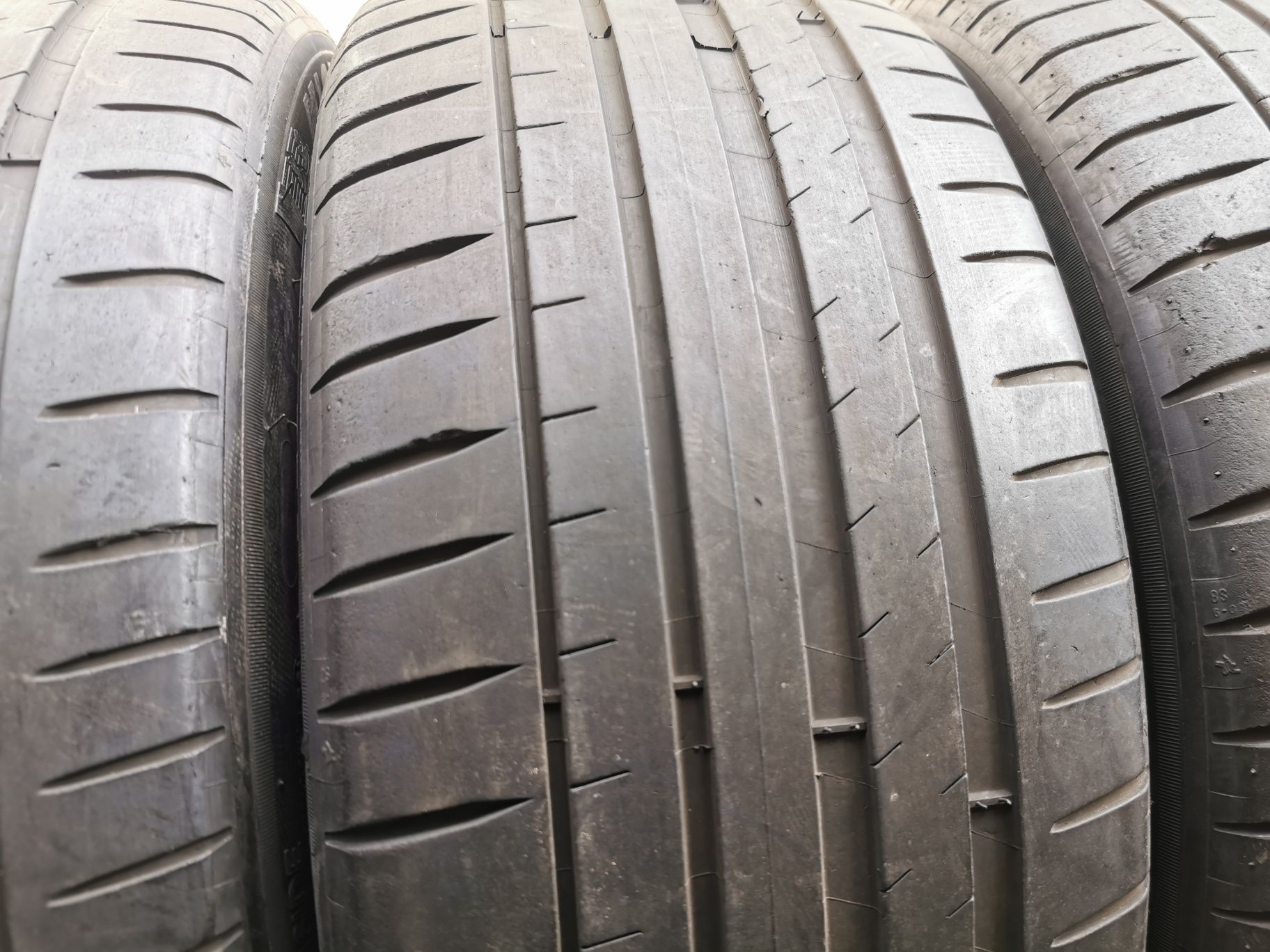 Летняя резина 225/45 R17 Michelin pilot sport 4