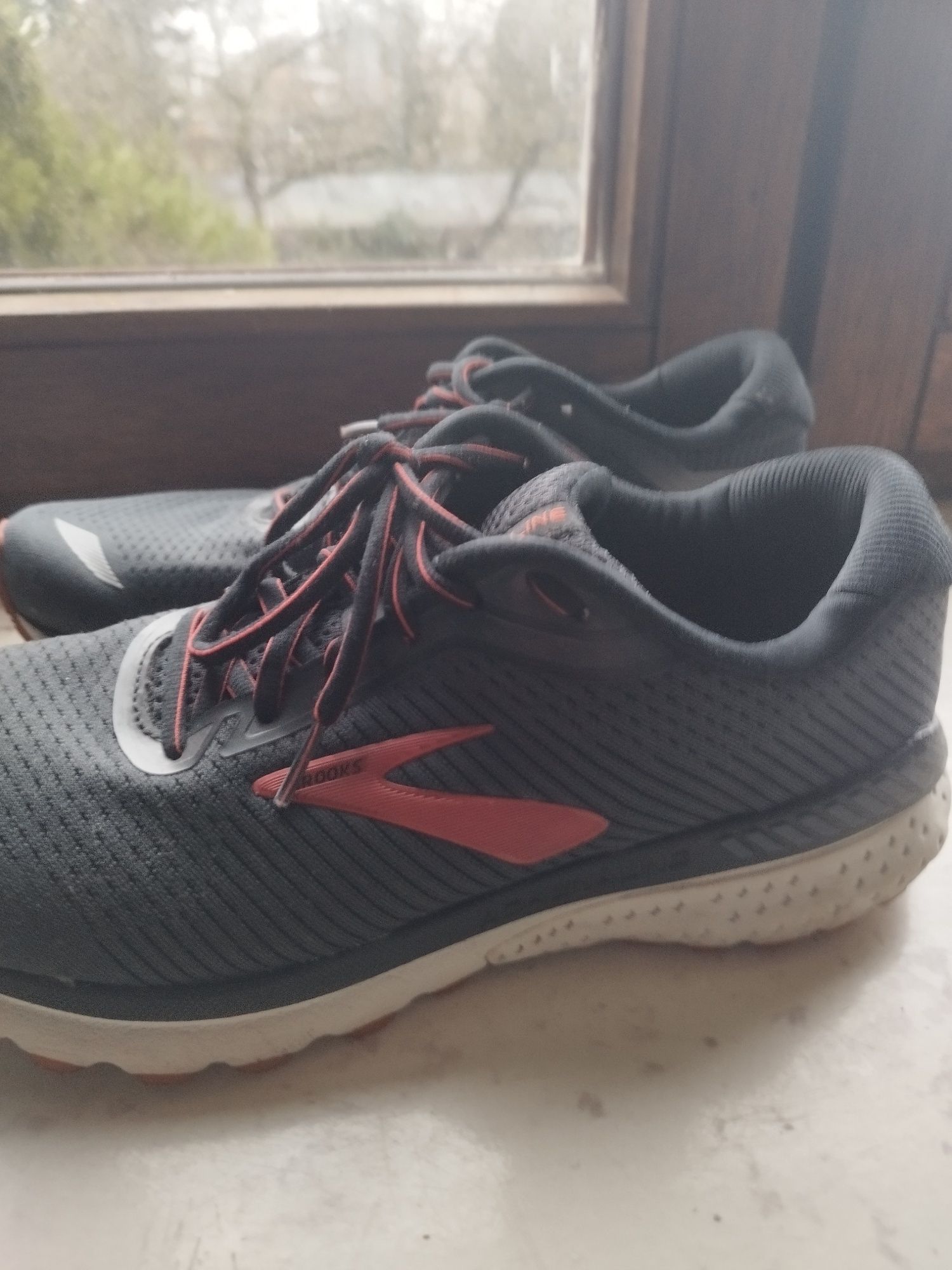 Brooks Adrenaline GTS 20