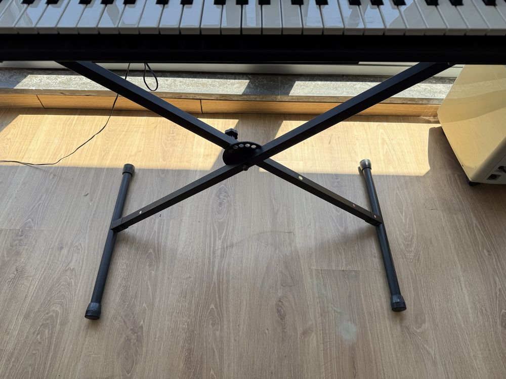 Teclado Yamaha PSR-F51