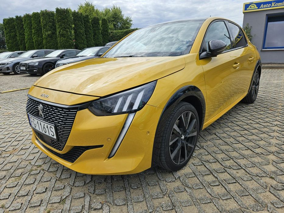 Peugeot 208 1,2 benzyna 101KM GT panorama kamera