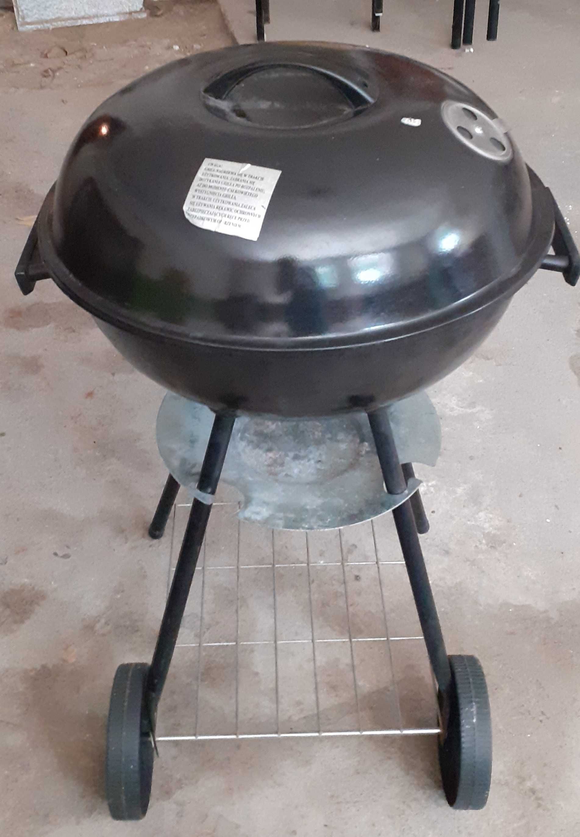 Grill ogrodowy kulisty