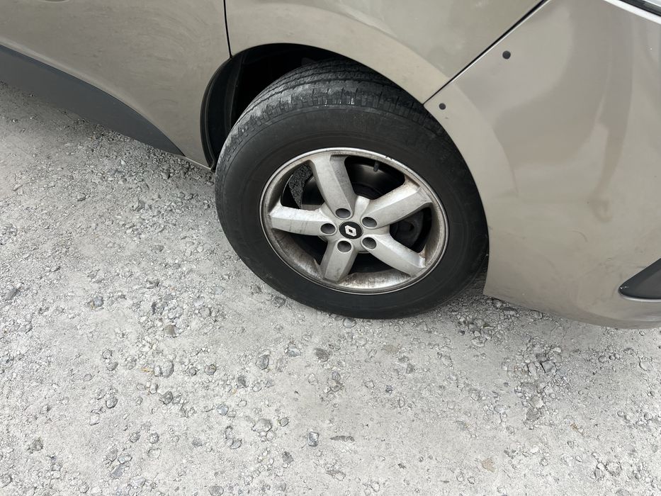 Рено трафик 1.6 140 кв 2015