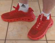 Buty sportowe lekkie przewiewne R 45  czerwone