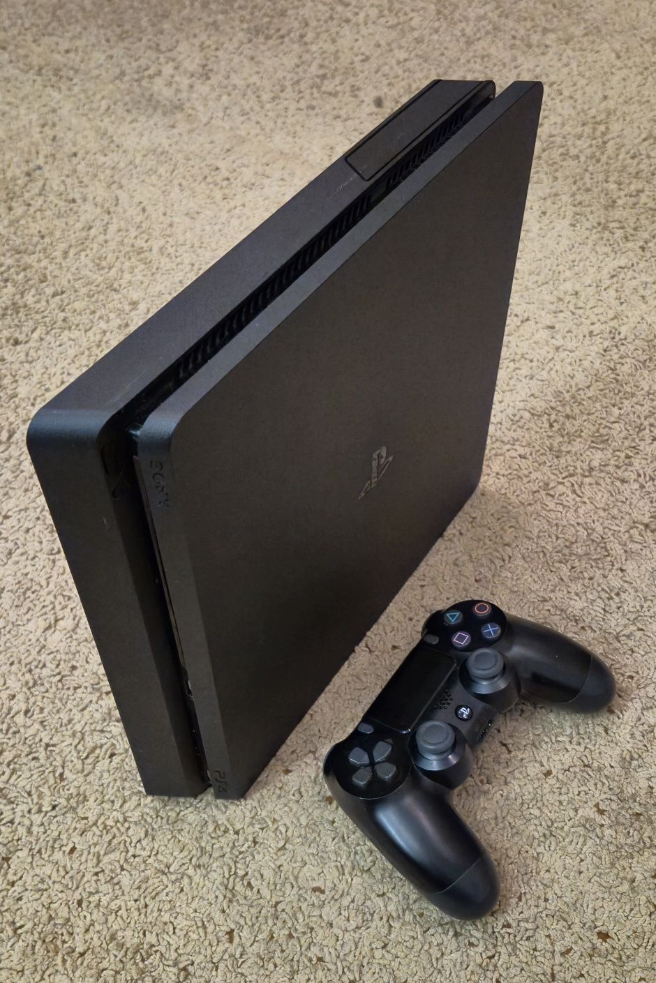 Sony Playstation 4, Slim PS4 1Tb