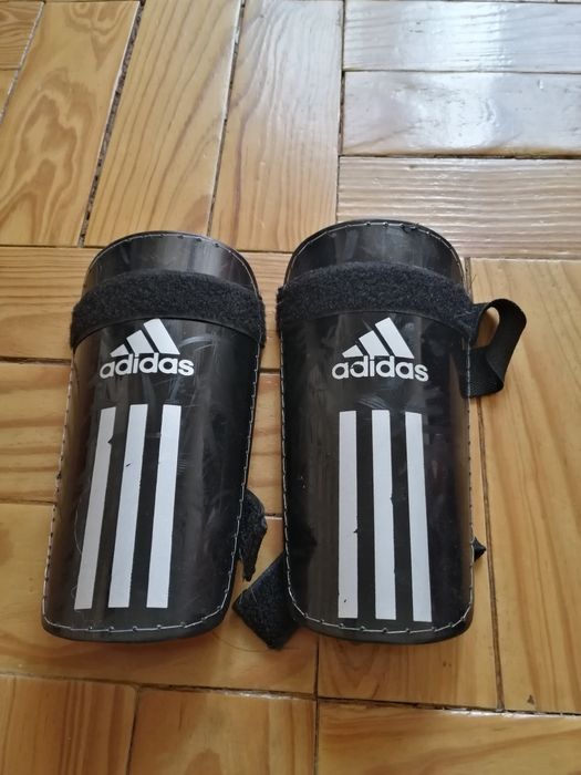 Chuteiras Adidas, n° 38