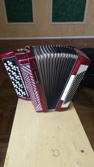 Продам Баян Barcarole