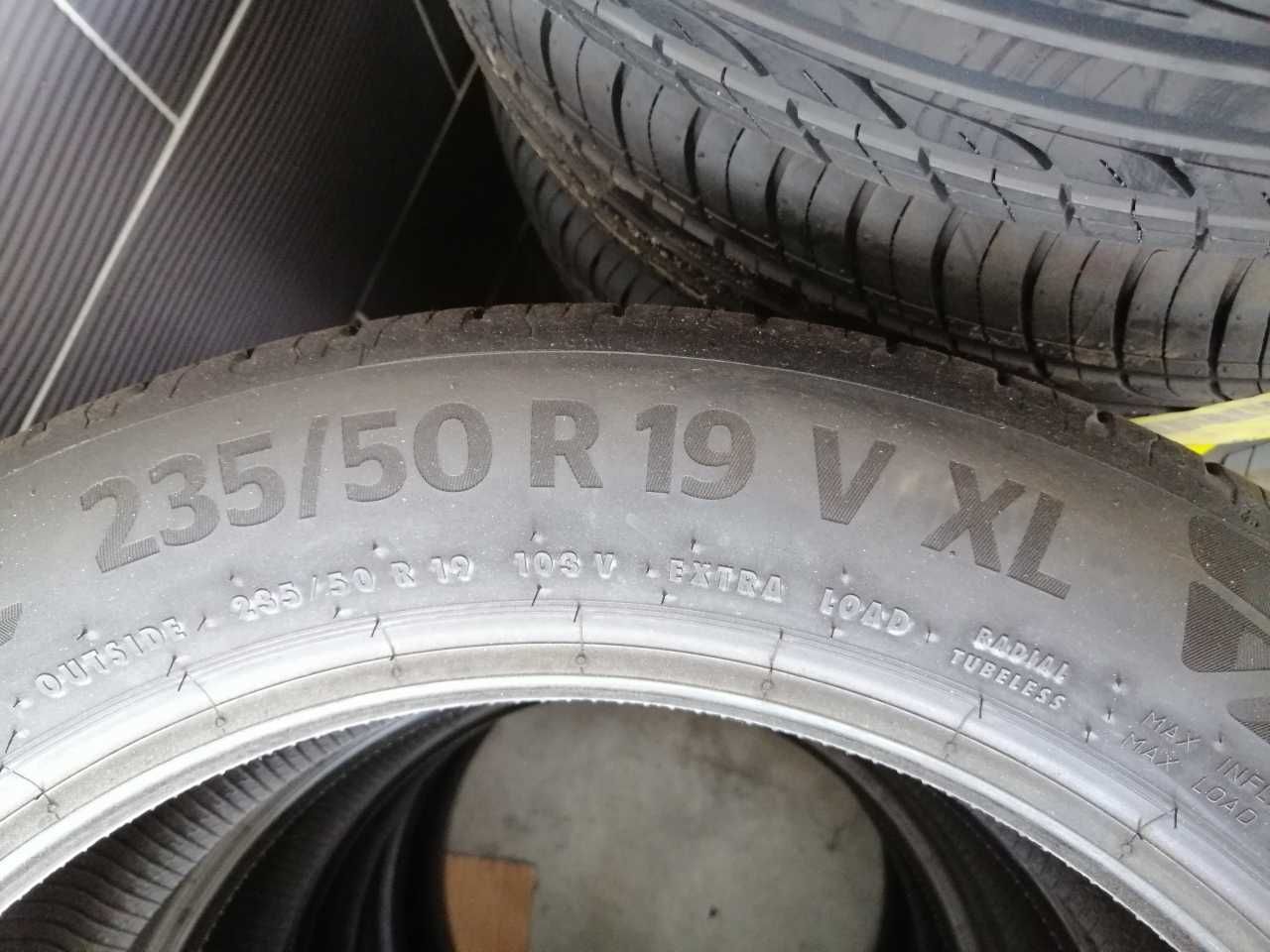 CONTINENTAL 235/50R19 XL Powystawowa nowa