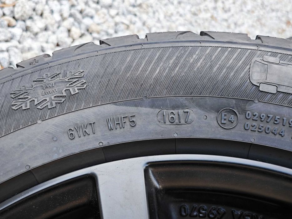 Koła Zimowe Toyota C-HR z czujnikami TPMS 215/60R17