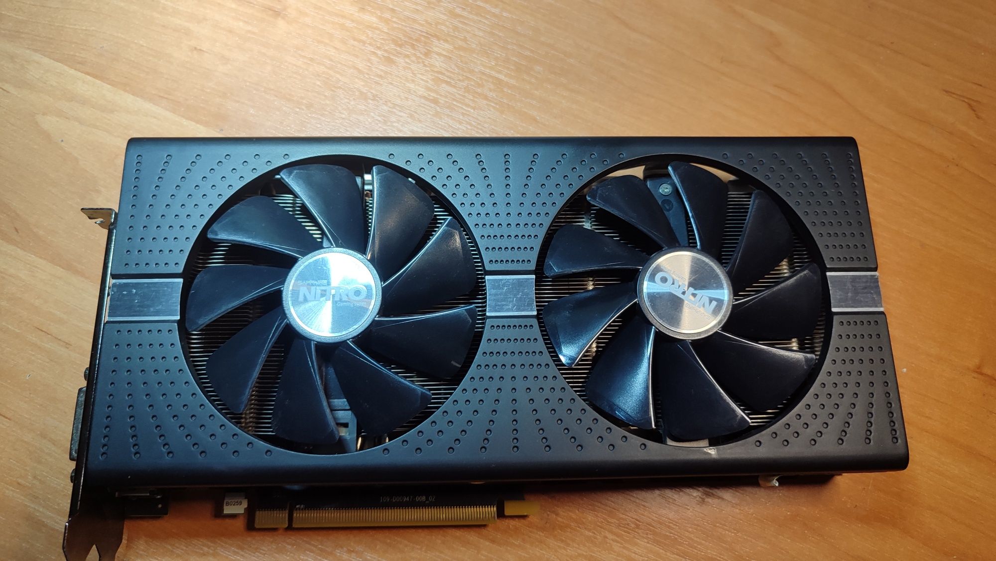 Відеокарта Saphire rx580 4gb