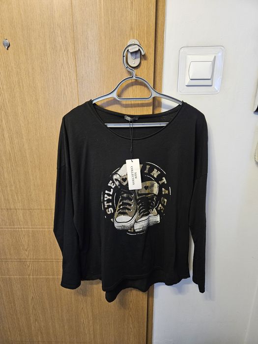 Bluzeczka bawełniana włoska motyw trampki