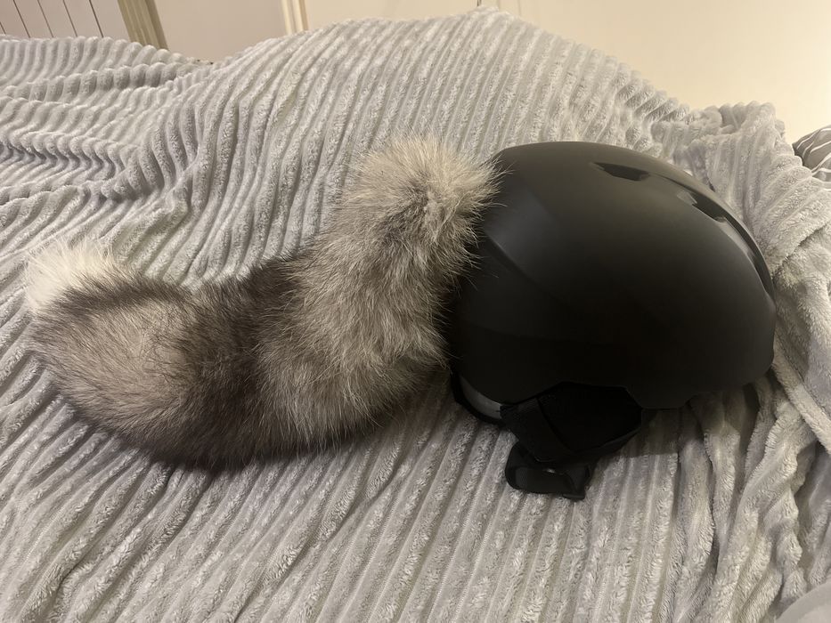 Ozdoba / Ogon / Kita na kask narciarski