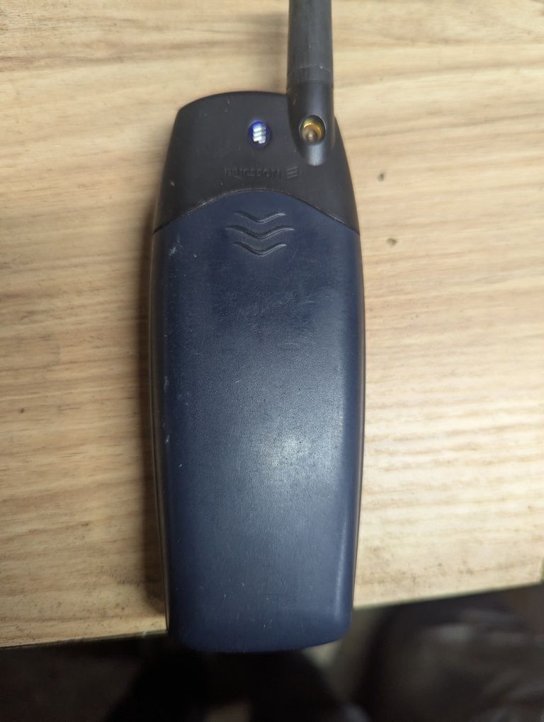 Телефон ericsson a2618s.