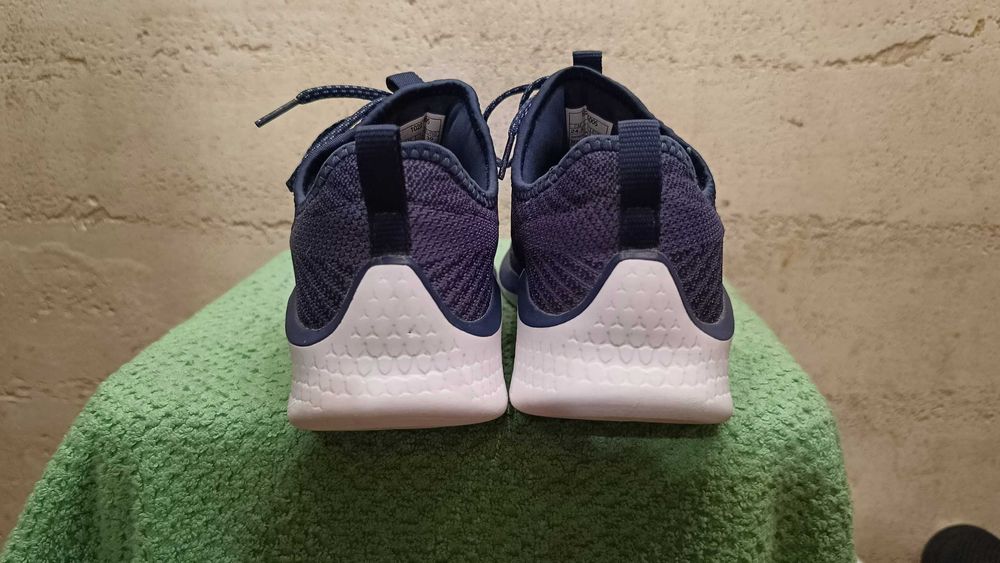 Damskie buty do biegania ASICS FUZETORA TWIST r.39,5 stan idealny