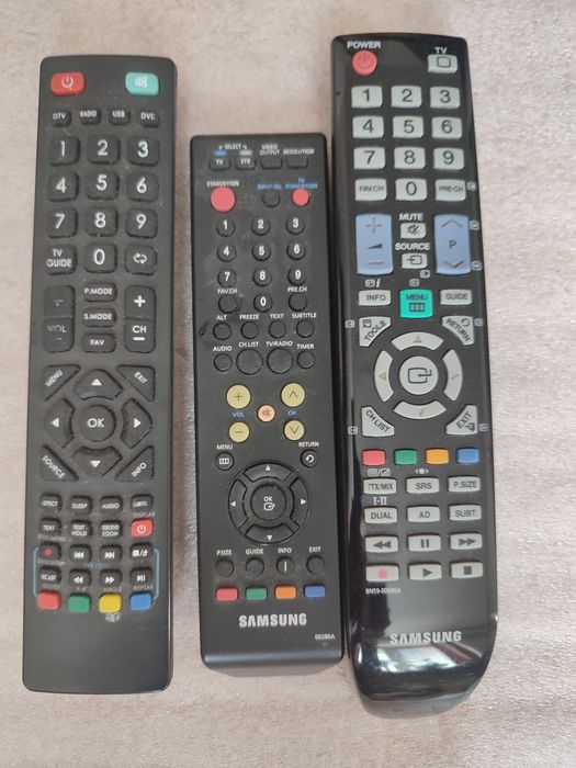 Пульт Samsung три разных