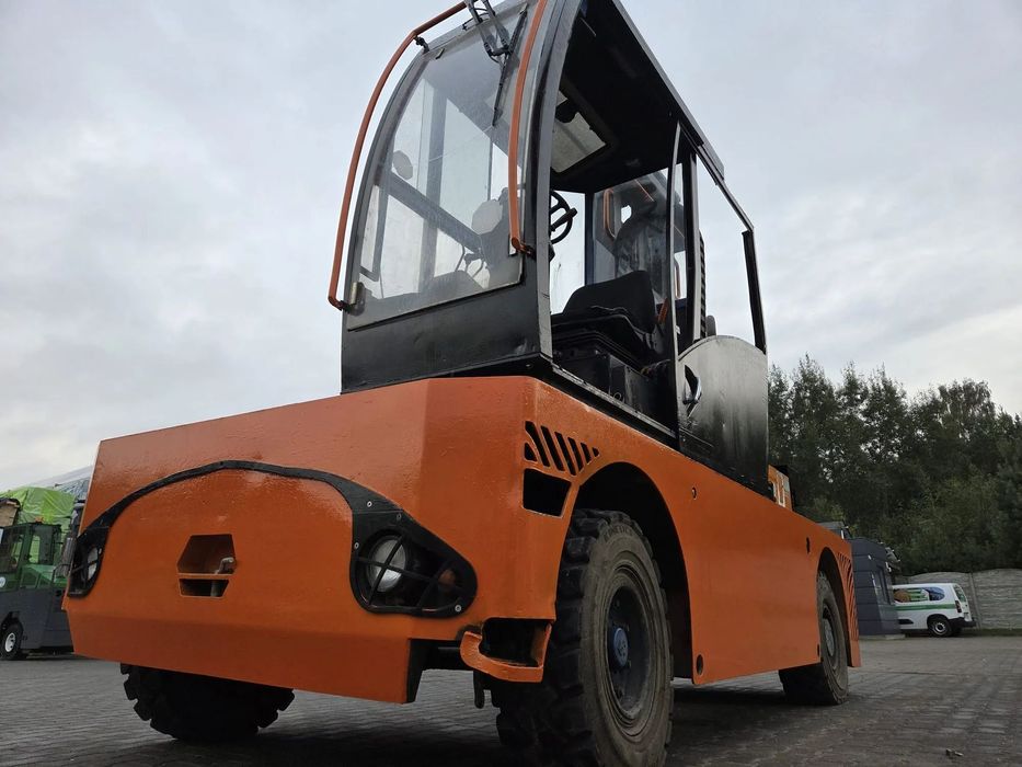 V.K.P CHRUDIM Wózek widłowy boczny