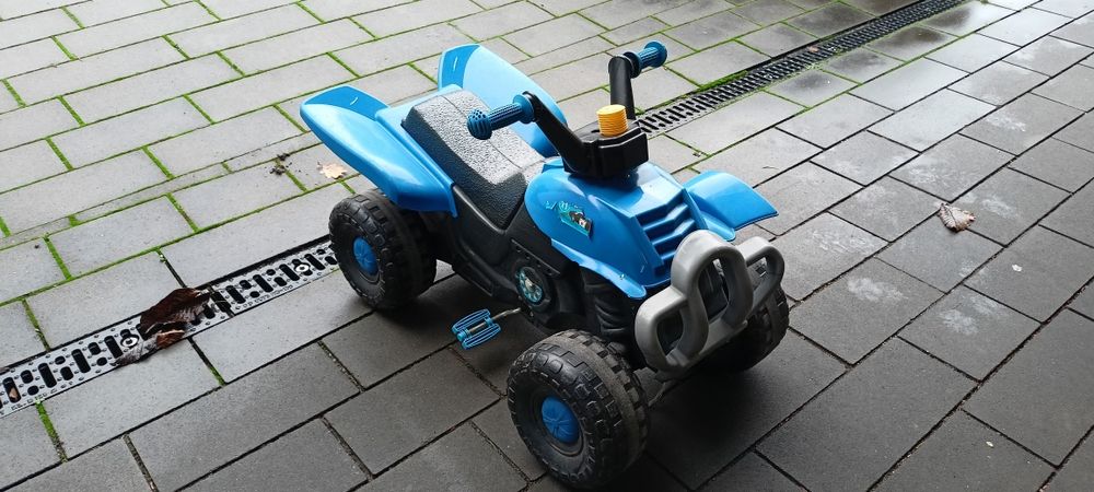 Dziecięcy quad na pedały