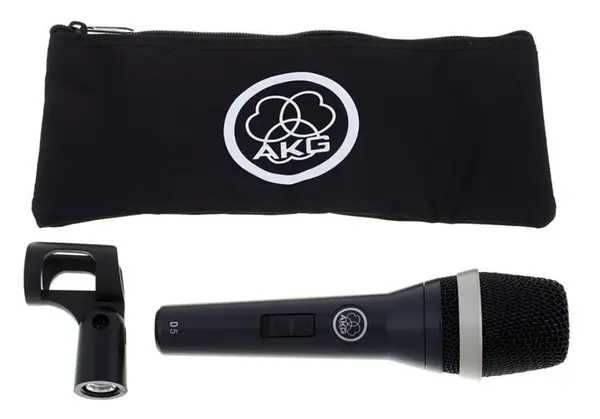 Микрофон AKG D5S разом зі стійкою