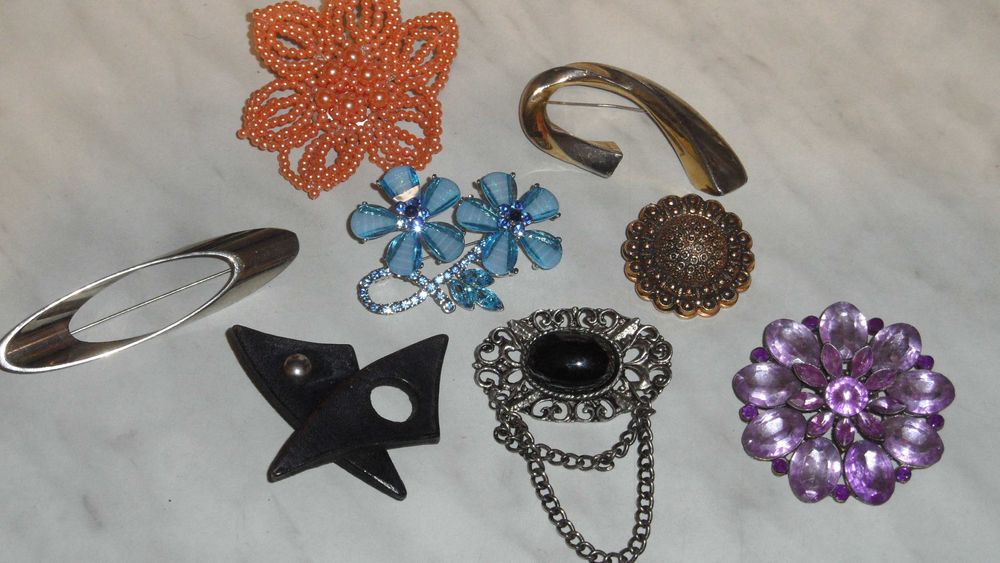 Broszki przypinki różne damskie