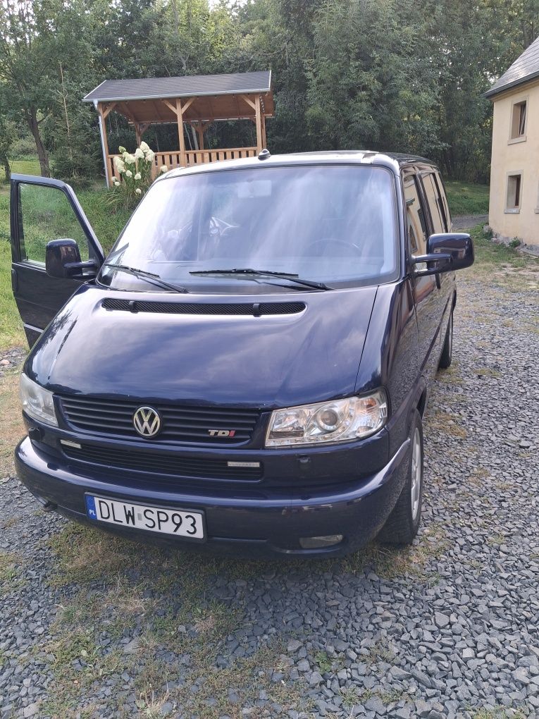 Vw t4 Multivan 2.5 tdi 151km REZERWACJA