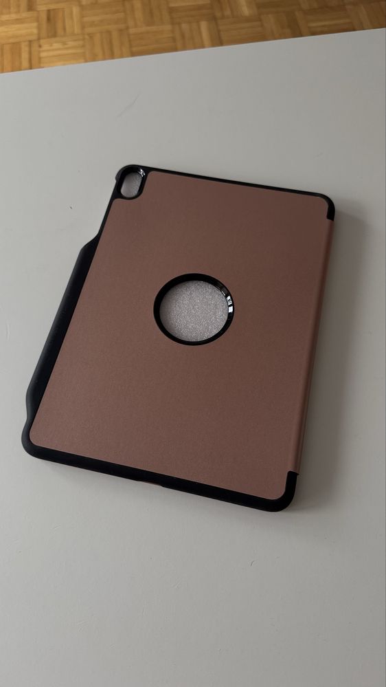 Etui Spigen Smart Fold 2 iPad Pro 11”
