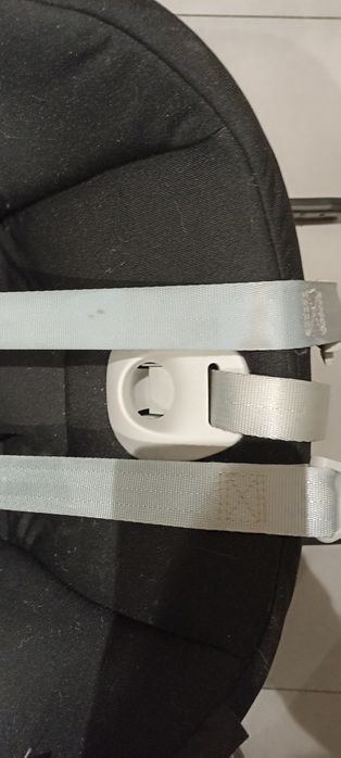 Fotelik samochodowy Cybex Aton B2 i-size z bazą Base One