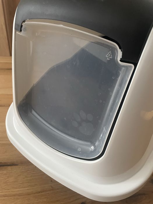 Kuweta zamykana, pokrywa