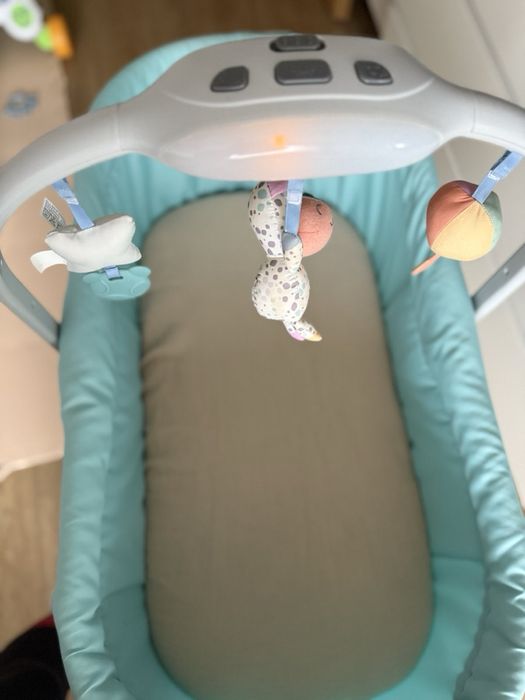 Chicco 4w1 baby hug