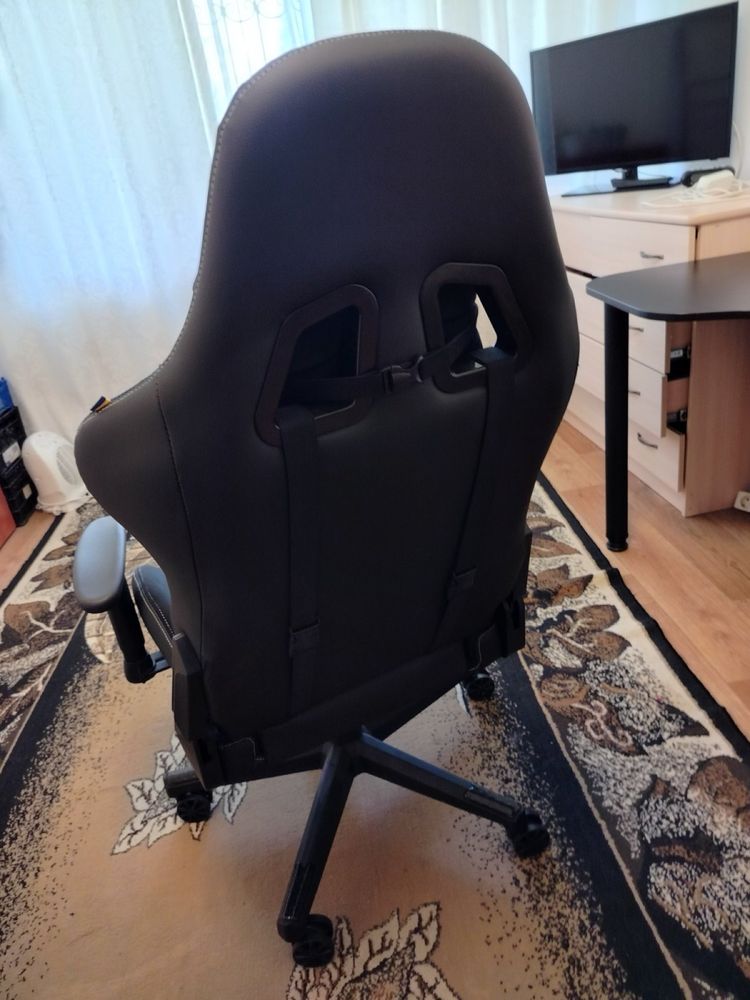 Продам кресло офісне