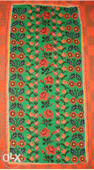 Ковер вышитый крестиком