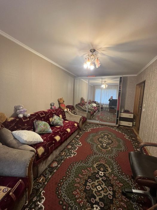 Здам дві гарні кімнати,на вибір,в Гостомелі.Приємна власниця.