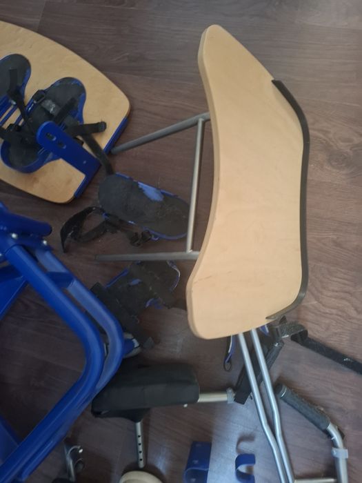 Pionizator statyczno dynamiczno rehabilitacyjny Aces Med Paramobil 1