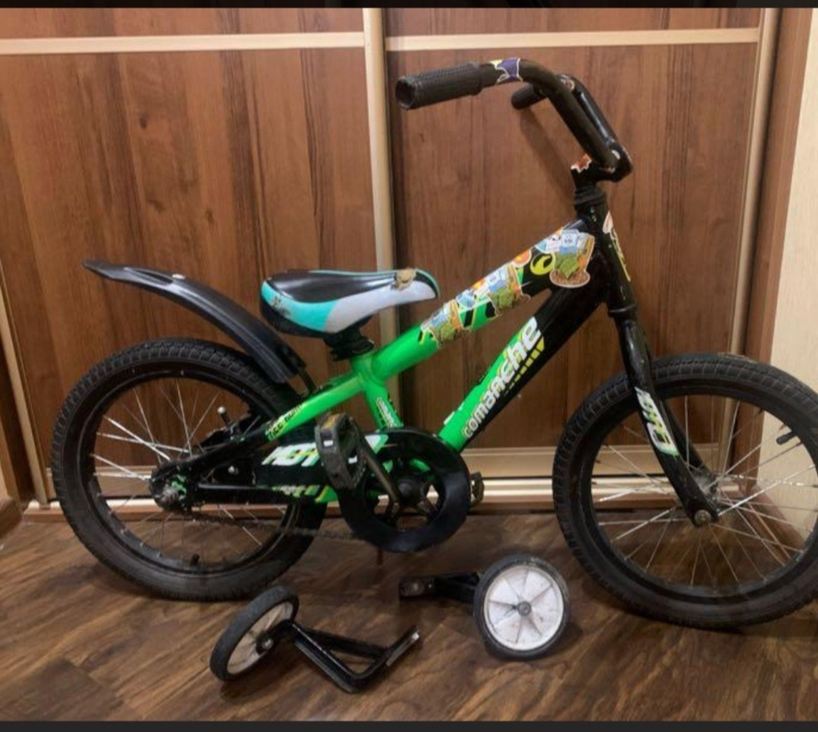 Продам дитячий велосипед колеса 16