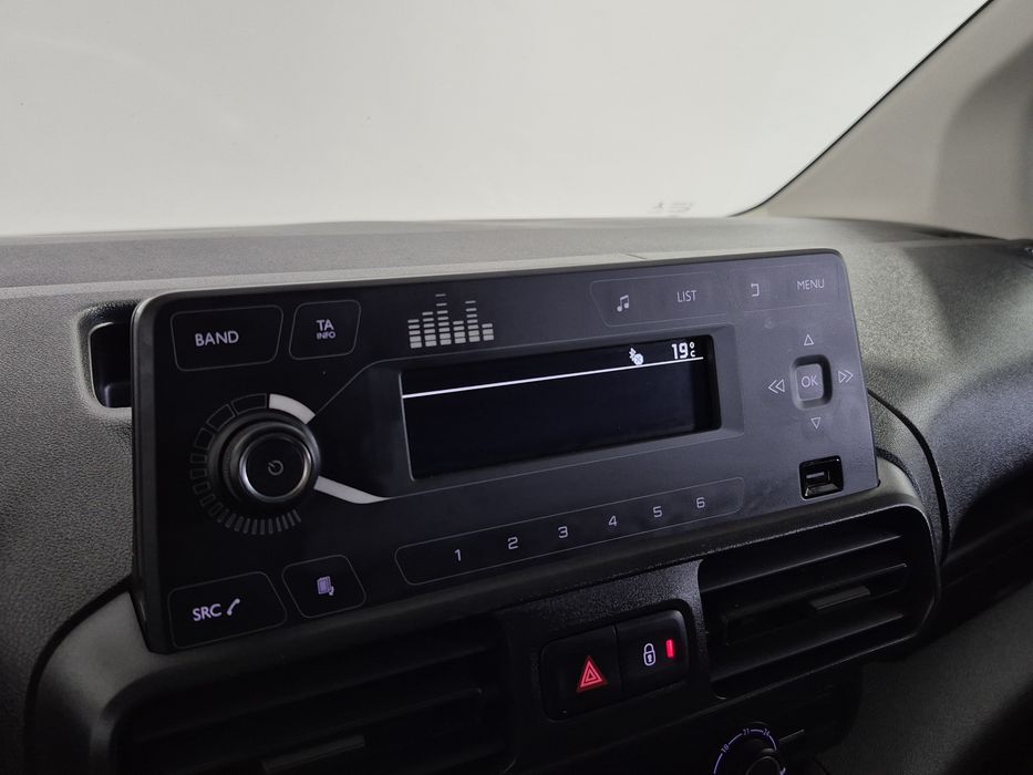 Peugeot Partner 1.6HDI - 140.000KM - 3 LUG. | GARANTIA | NACIONAL