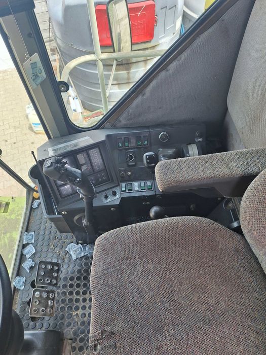 Kombajn Claas Mega 204