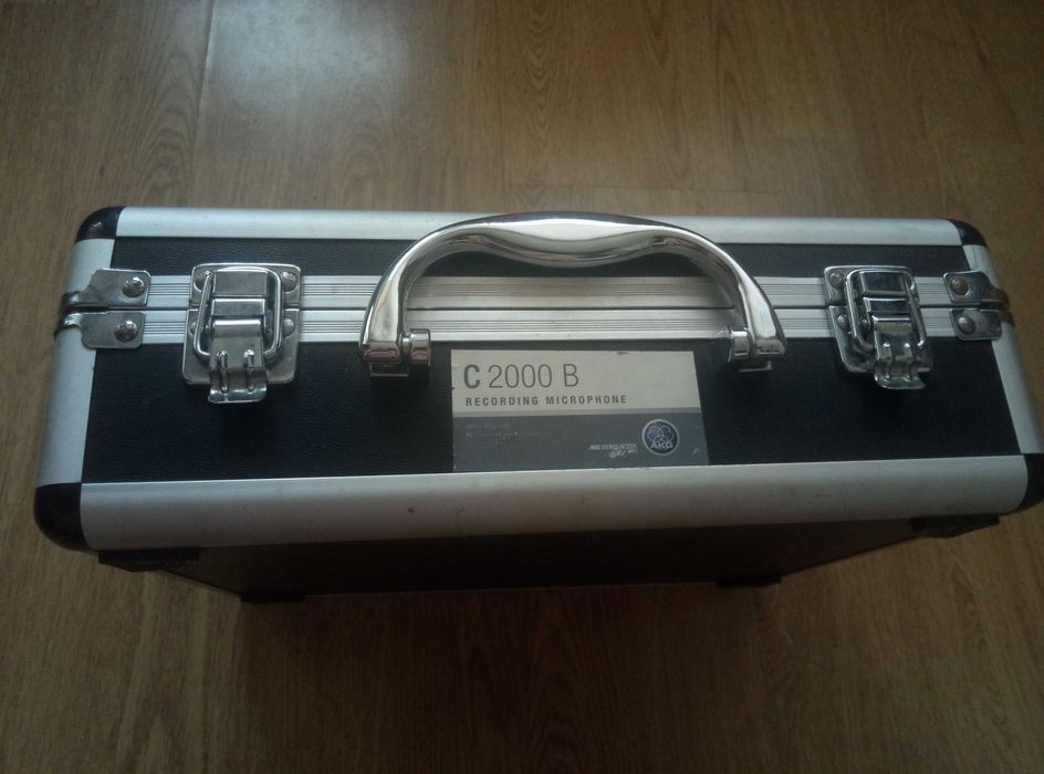 Студійний мікрофон AKG C 2000 B