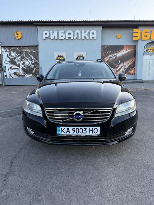 Продам Volvo V70 2015 року, 2.0 Дизель.
