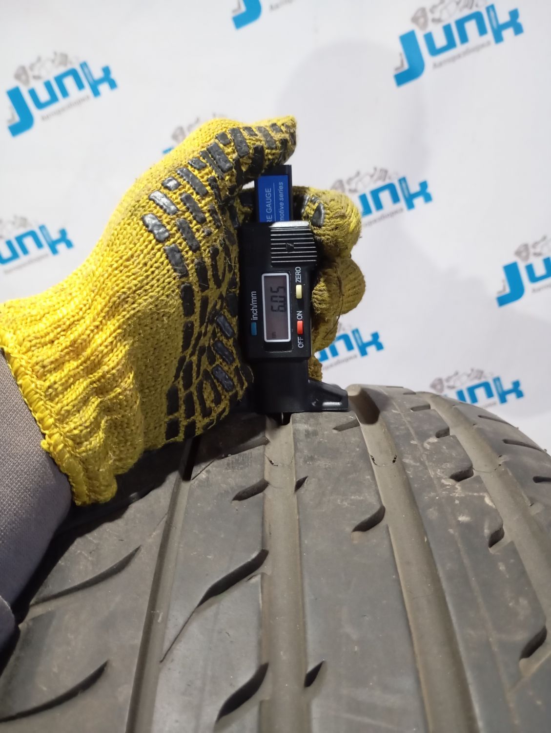 Шини Toyo Proxes T1 Sport 225/55 R17 97V Б/У 6 мм