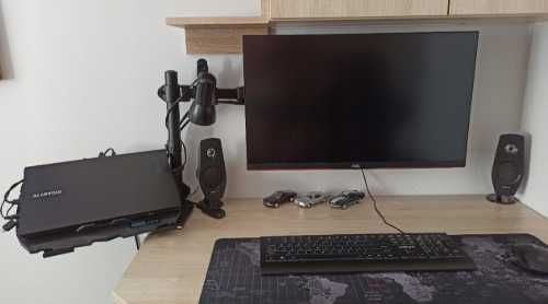 Підставка-кронштейн для двох моніторів