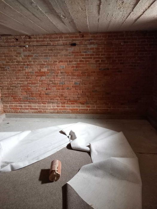 Продаж. 3 к, підвал, з власним садом. Центр. Куликівська. Власник