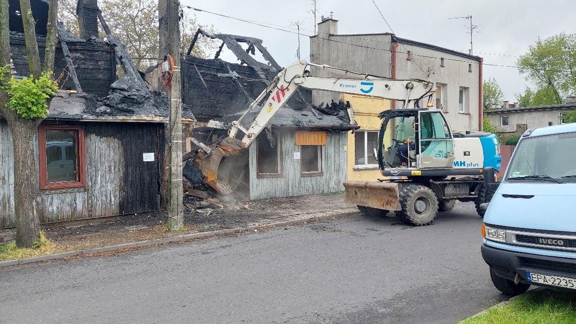 Rozbiórki wyburzenia kominów budynków obiektów