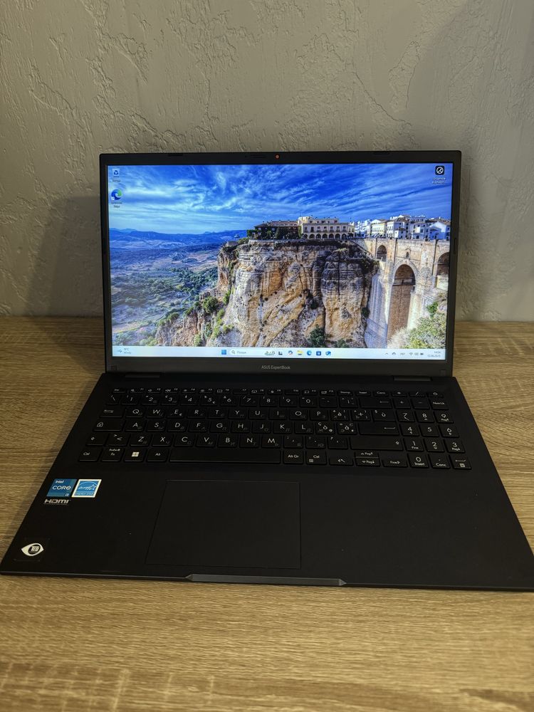 Ноутбук Asus ExpertBook/i3 / RAM 16 ГБ / SSD 512 ГБ/На Гарантії