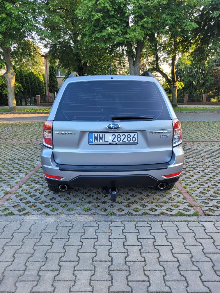 Subaru forester 2.0D 147ps 4x4 przebieg 183tys EURO 5