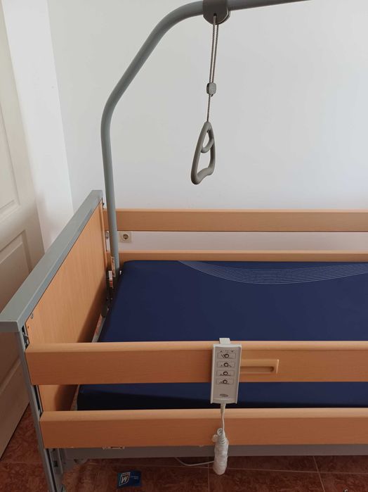 Cama eletrica articulada