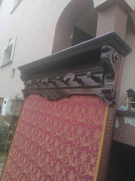 Niepowtarzany piękny wieszak Pałacowy