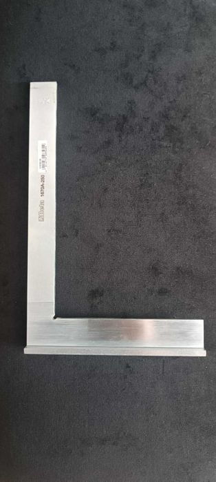 beta Kątownik powierzchniowy ze stopką 250mm NOWY