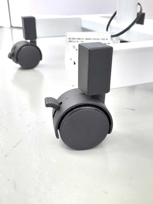 Apoio de Manicure e Pedicure Novos e Profissionais